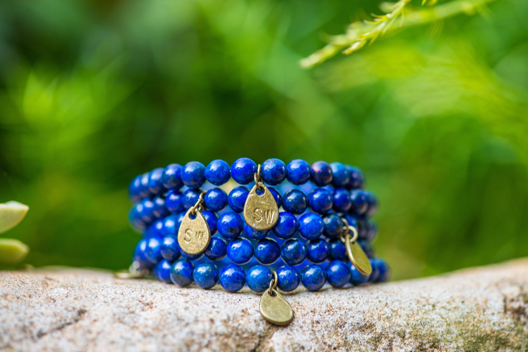 Exploring the Timeless Elegance of a Lapis Lazuli Bracelet